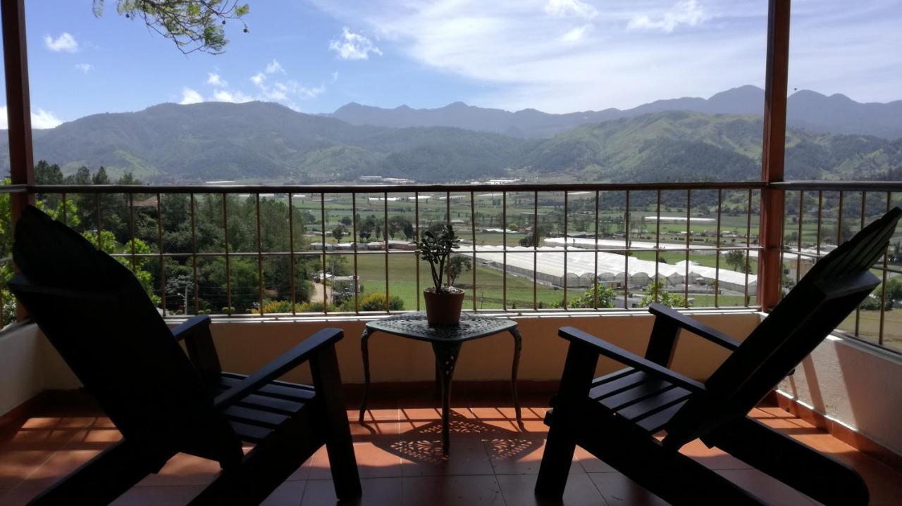 Hotel Altocerro Constanza Exterior photo